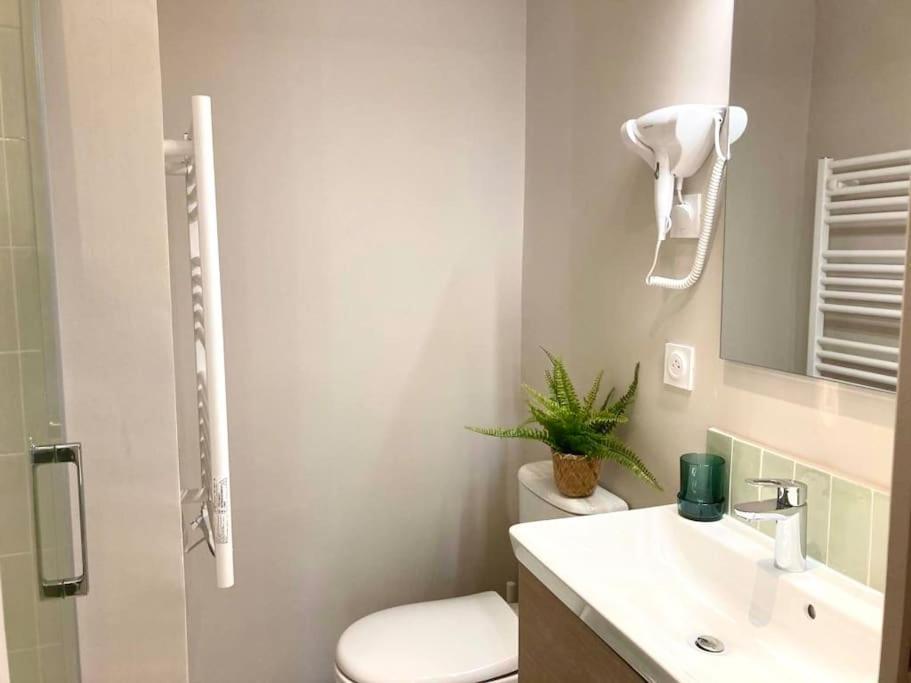 Le Palm Elegant & Design En Bord Riviere * Collobrieres