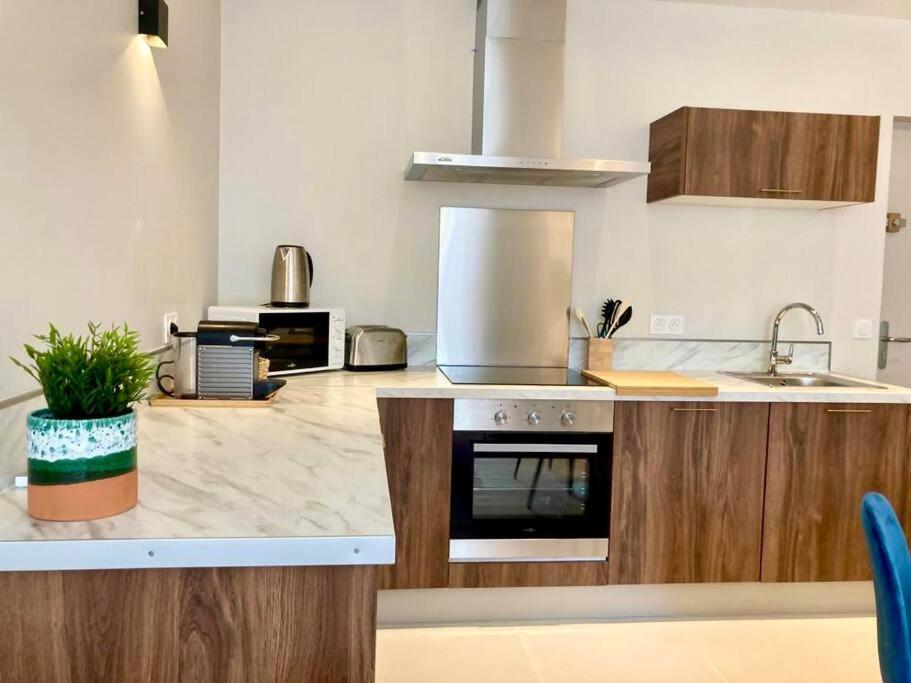 Le Palm Elegant & Design En Bord Riviere * Collobrieres
